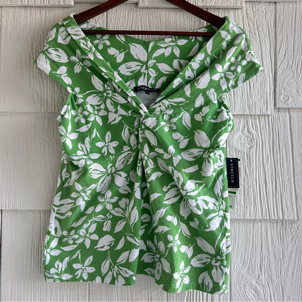 Jones New York Green and White Floral Off-Shoulder Blouse